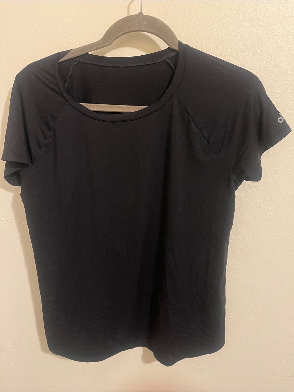 ALO Yoga Black Short Sleeve Performance Tee